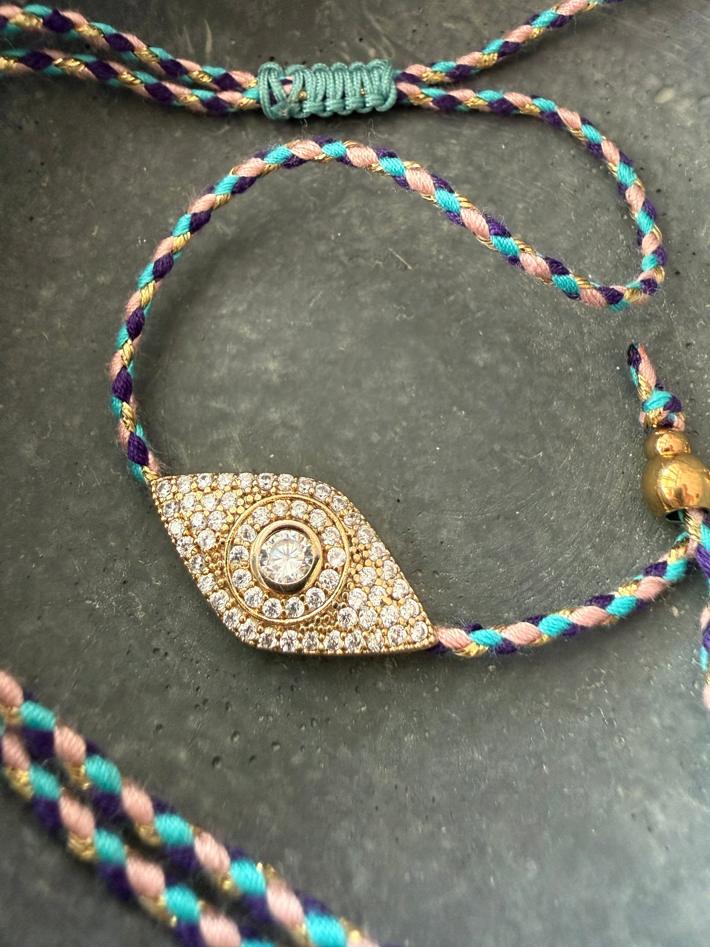 Levitha Eye Necklace