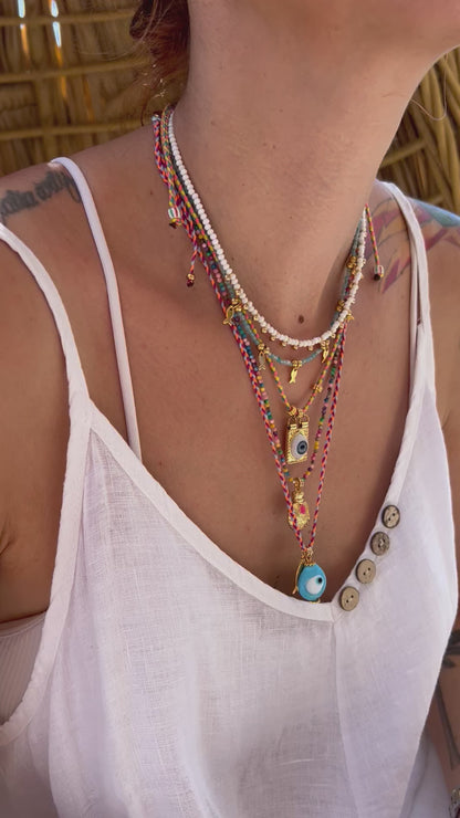 The “SPORADES” collection